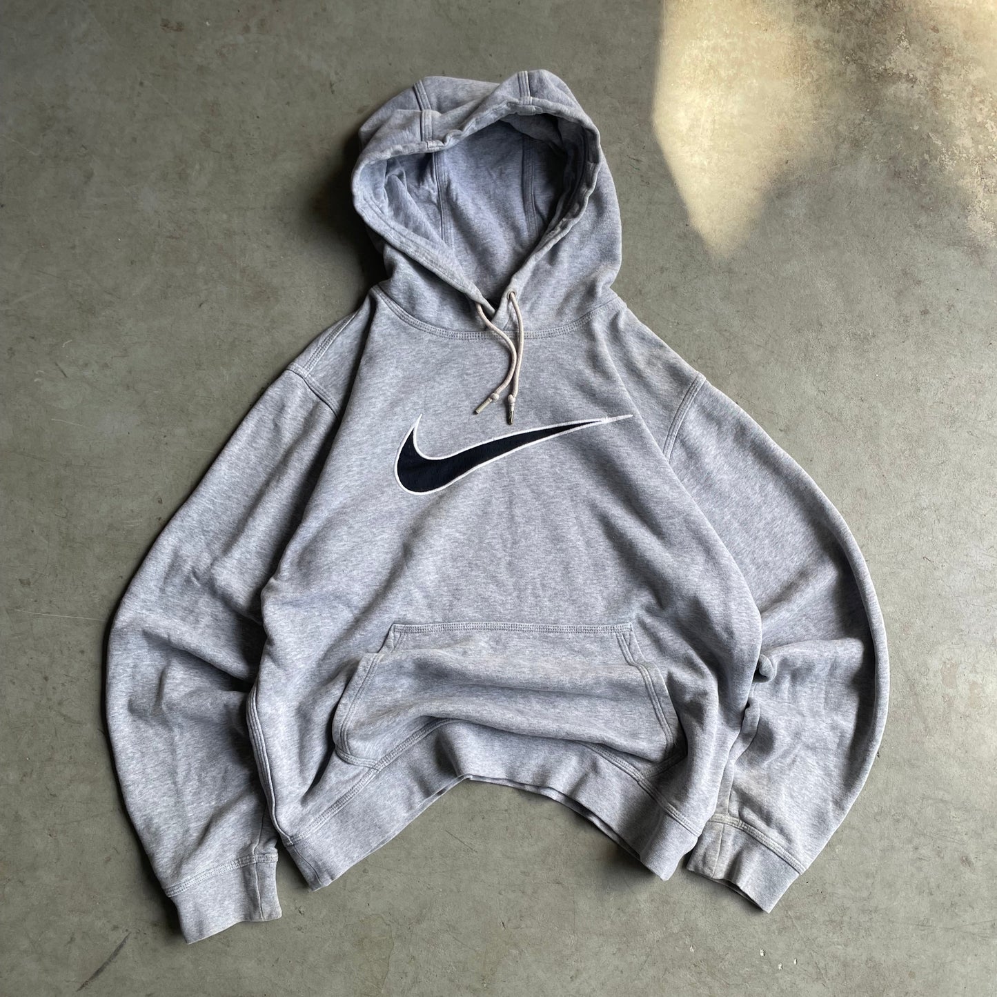 2000's Nike hoodie