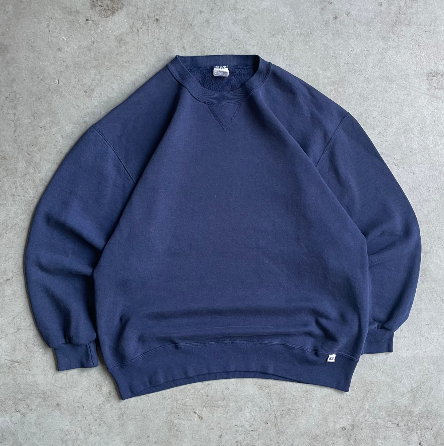 2000's Russell Athletic Blank Sweatshirt