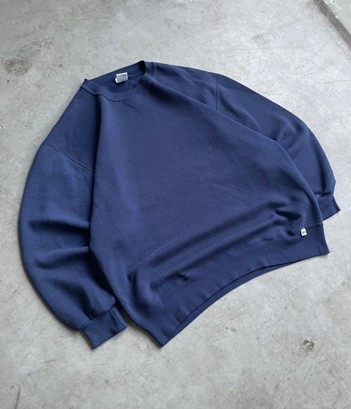 2000's Russell Athletic Blank Sweatshirt