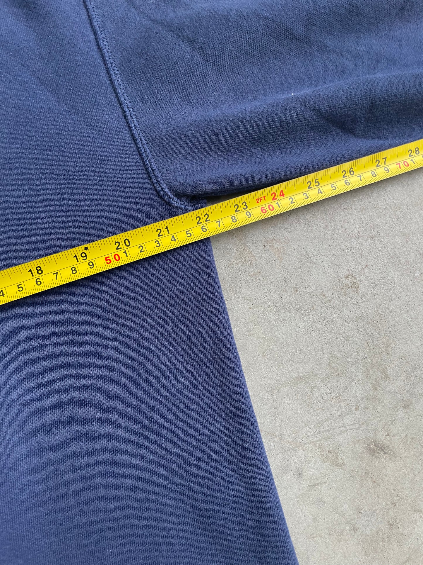 2000's Russell Athletic Blank Sweatshirt