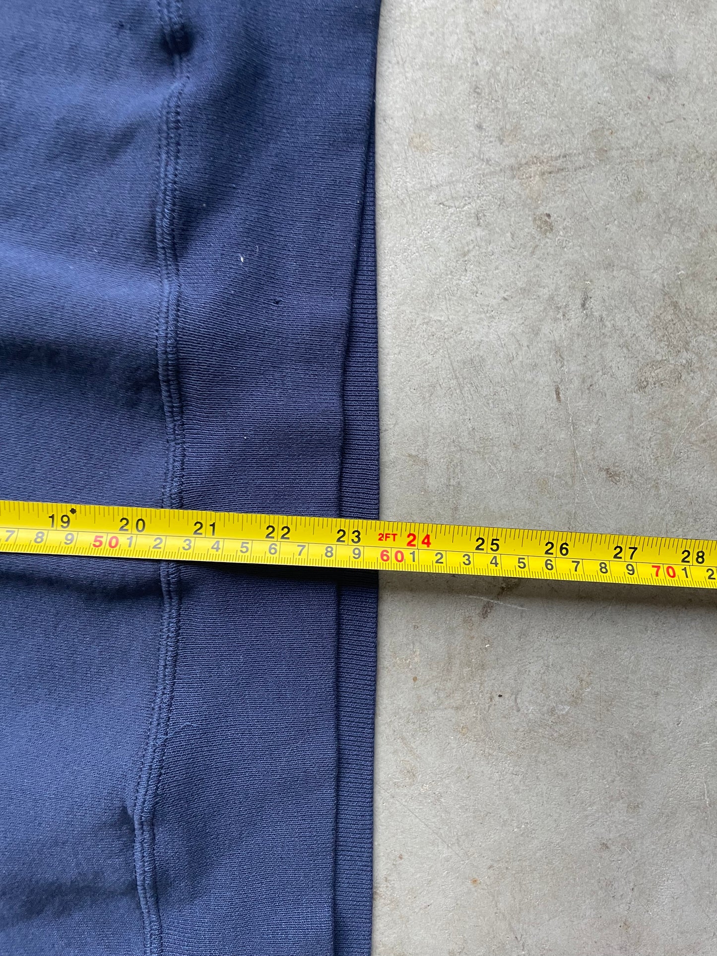 2000's Russell Athletic Blank Sweatshirt