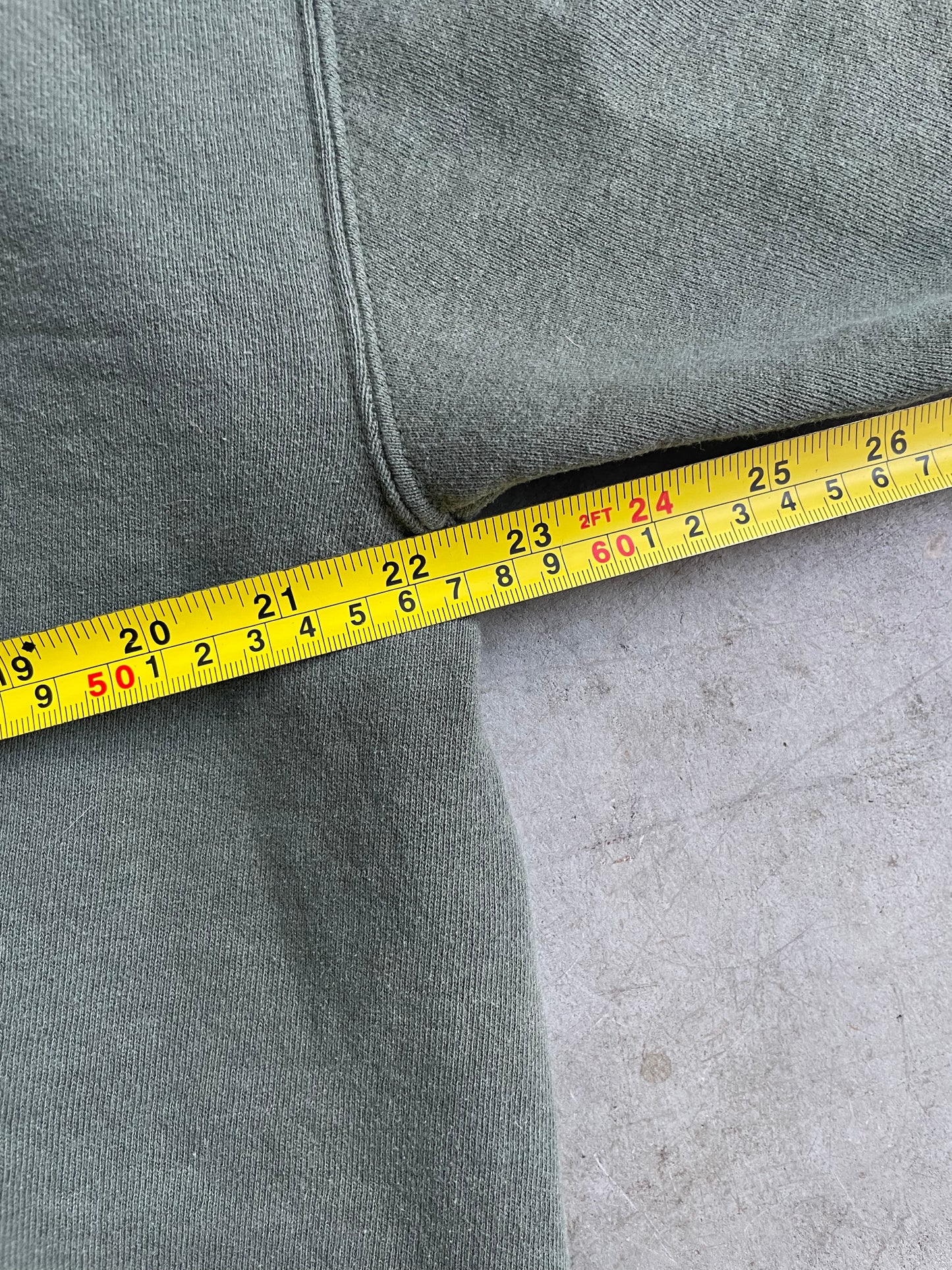 2000's Jerzees Blank Sweatshirt